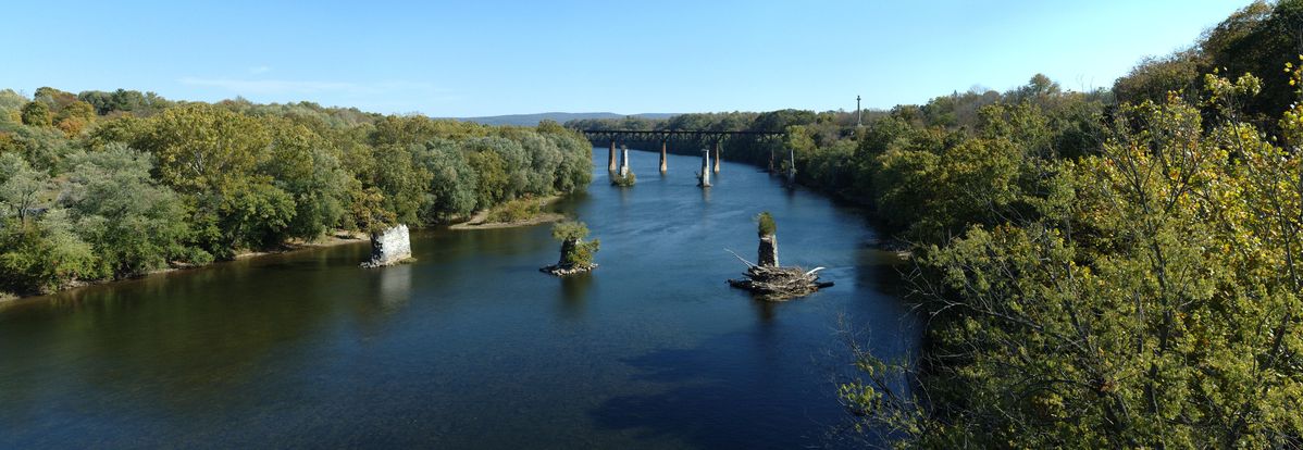 Ruins on the Potomac Ruins on the Potomac