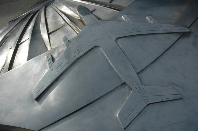 Pillar detail in front of Air and Space