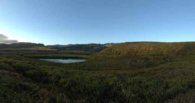 The sun kisses the hills 