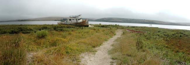 Beached boat at Inverness