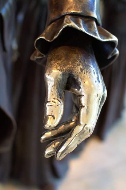 The left hand of luck!