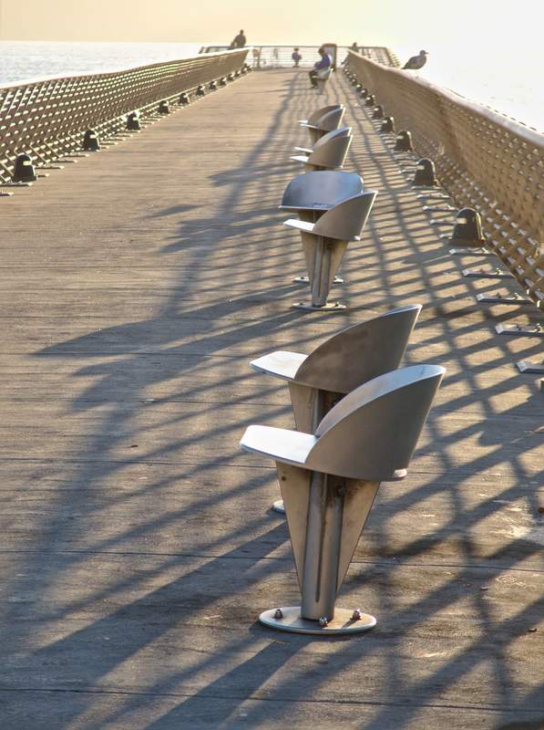 Empty thinking seats!